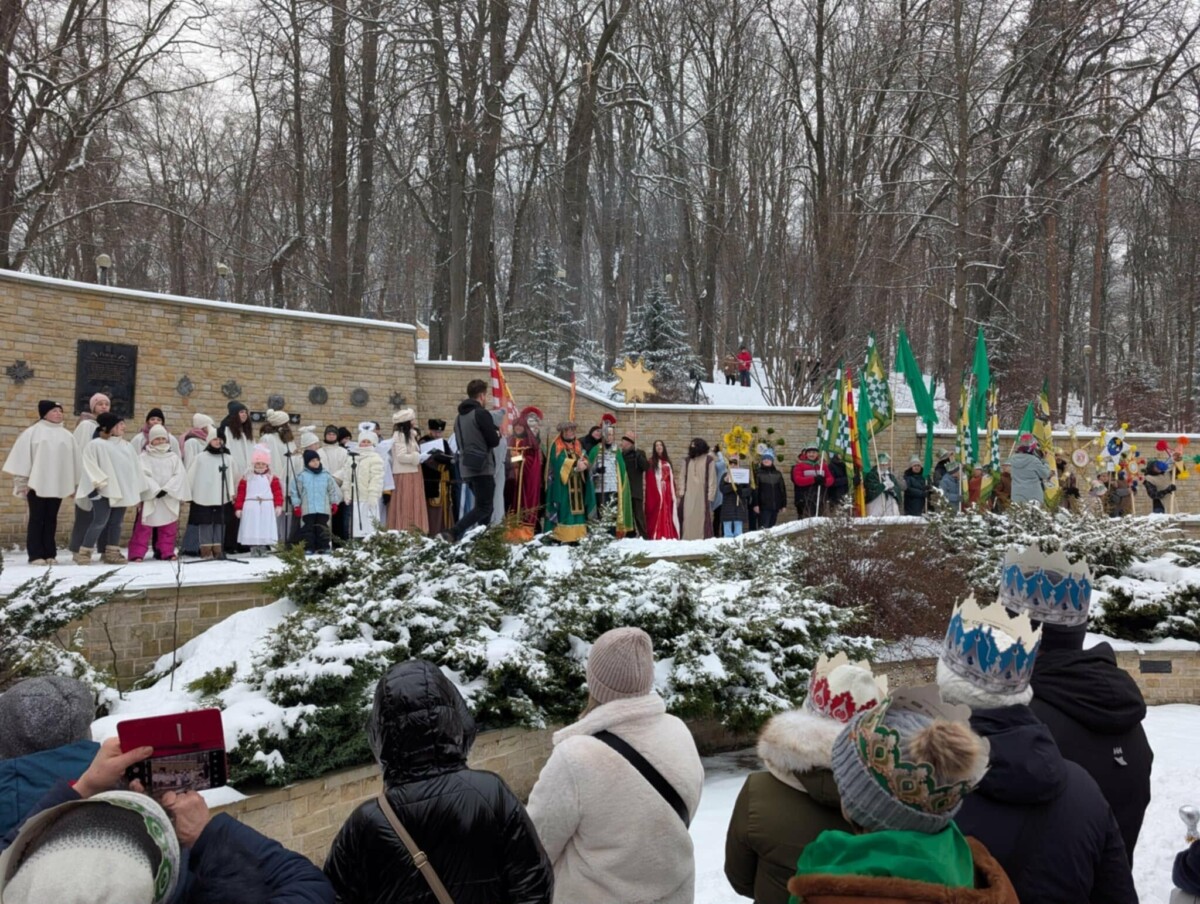 a34aa488-fb8b-4005-9c11-ede85da15323